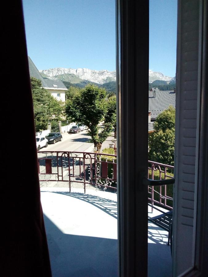 Hotel Les 4 Montagnes Villard-de-Lans Exterior foto